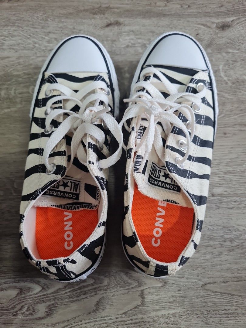 Converse Size 6