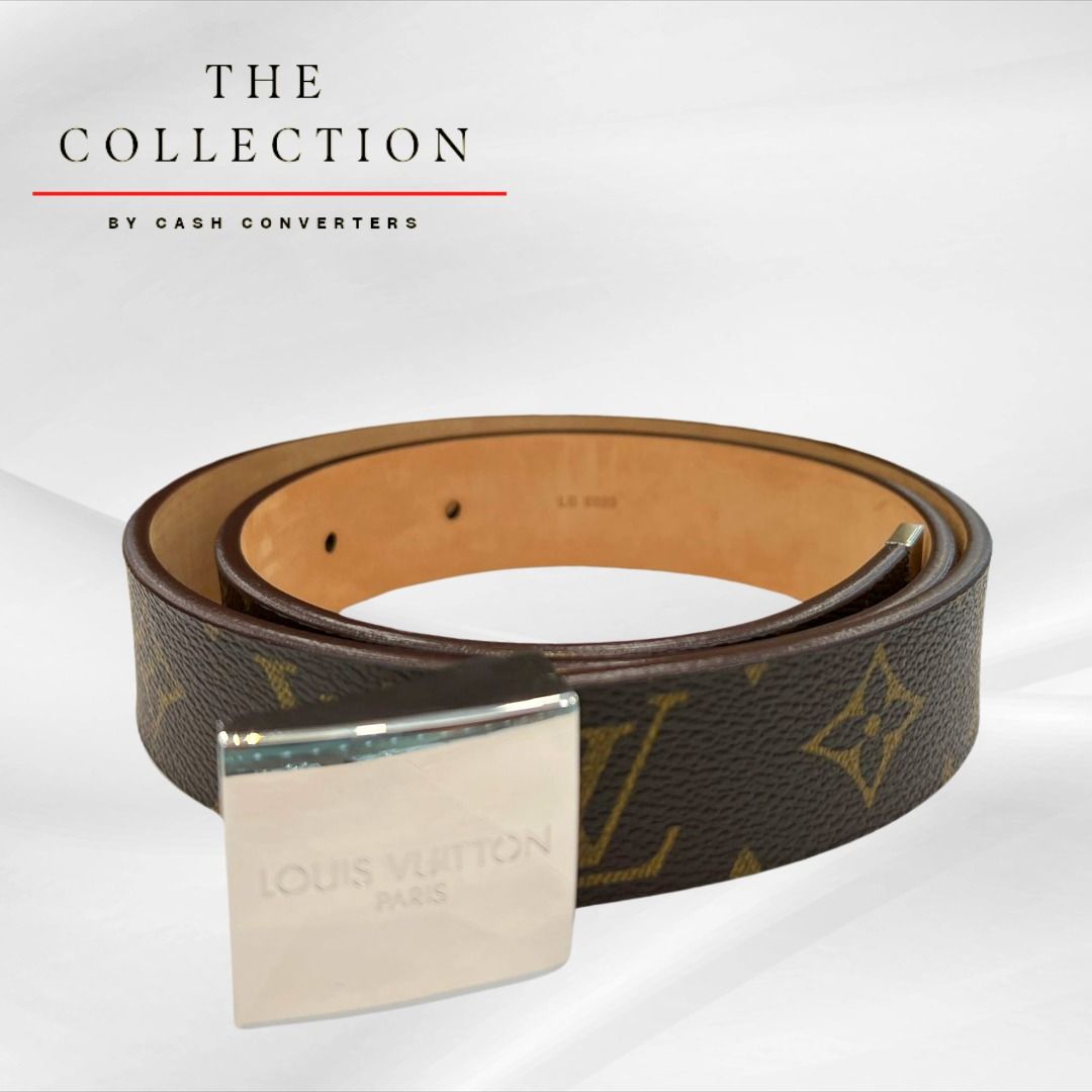 Louis vuitton initials belt top