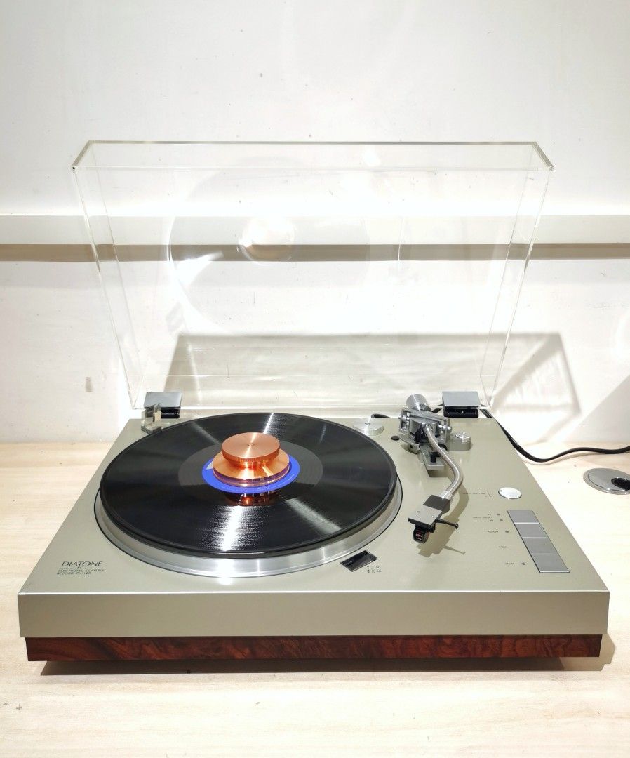 日本DIATONE/三菱大通EC-1黑膠唱機, 興趣及遊戲, 音樂、樂器& 配件, 音樂與媒體- 黑膠碟- Carousell