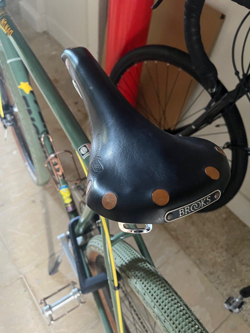 Engine 11 custom gravel brooks blue lug vans, Sports Equipment