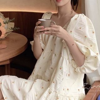 (Category: ) located in . Submitted by shopmv (Listing ID 1326161309, Image 1). Description: .