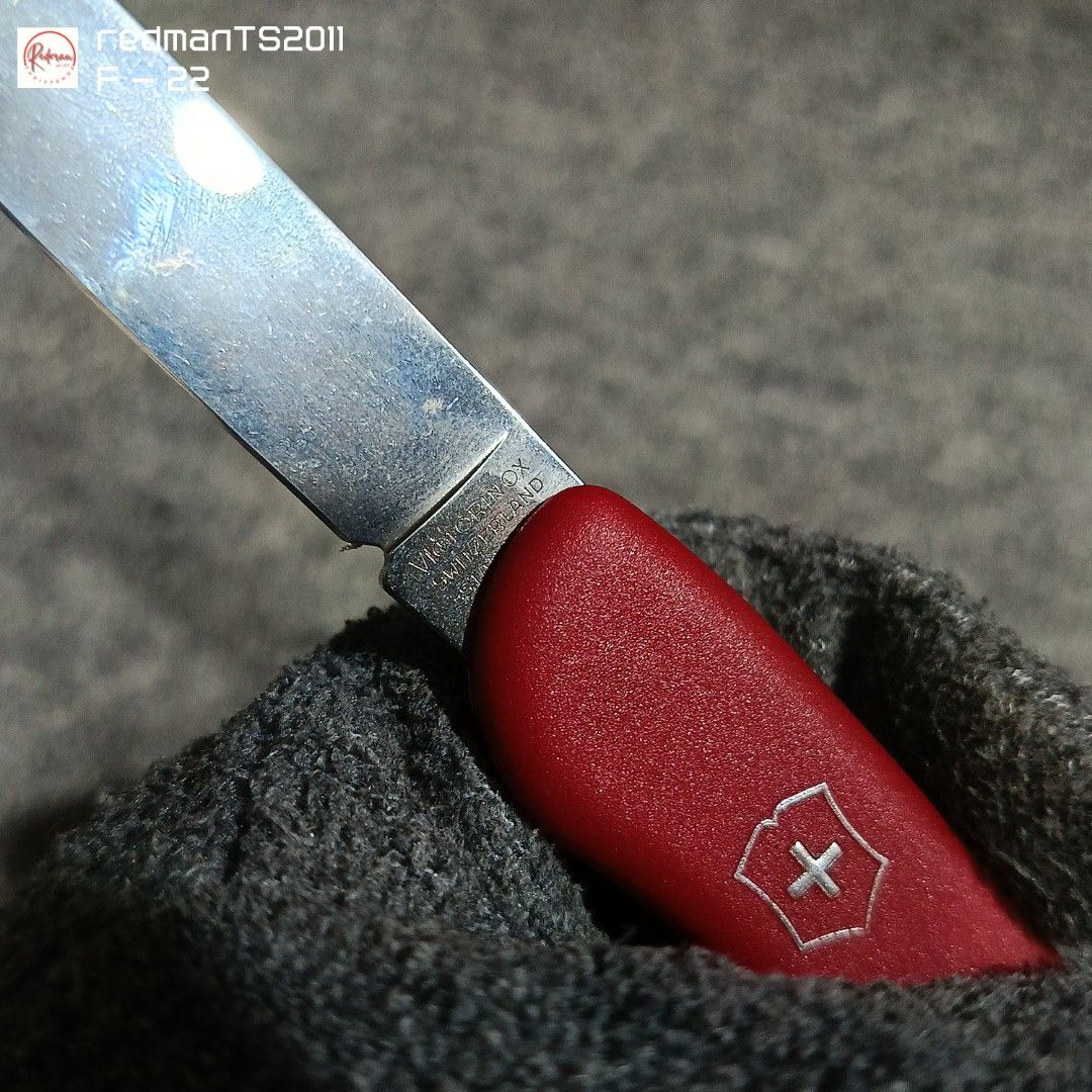 Folding Knife Victorinox (Category: Hiking & Camping) located in Meycauayan. Submitted by redmants2011 (Listing ID 1326251392, Image 3). Description: Payment - Gcash / Bank Transfer Shipping - Gogo Xpress / Flash Express.