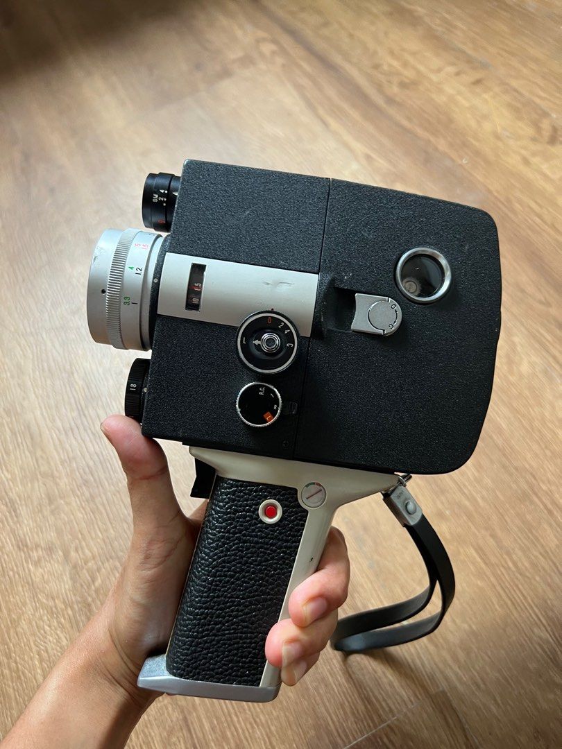 Fujica Single-8 z400 vintage camera (Category: Cameras) located in Mandaluyong City. Submitted by abeverage (Listing ID 1326158512, Image 2). Description: Not yet tested. Sold as is where is.