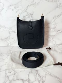（分類：）位於 。 由 macyluxury2021 提交（商品編號 1326247337，圖片 1）。簡介： 。