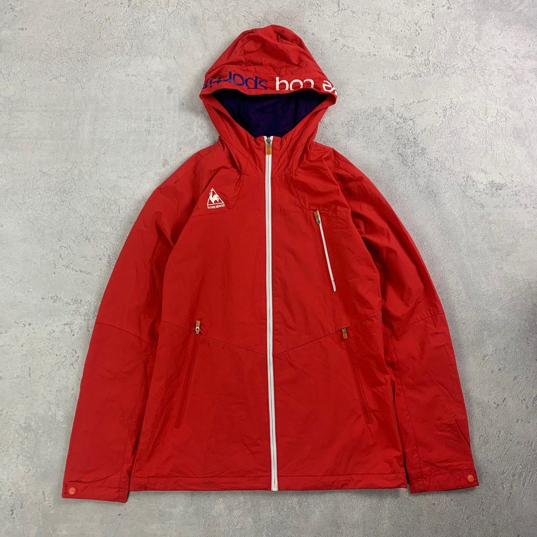 HOODED OUTDOOR JACKET LE COQ SPORTIF waterproof ringan Fesyen Pria Pakaian Atasan di Carousell