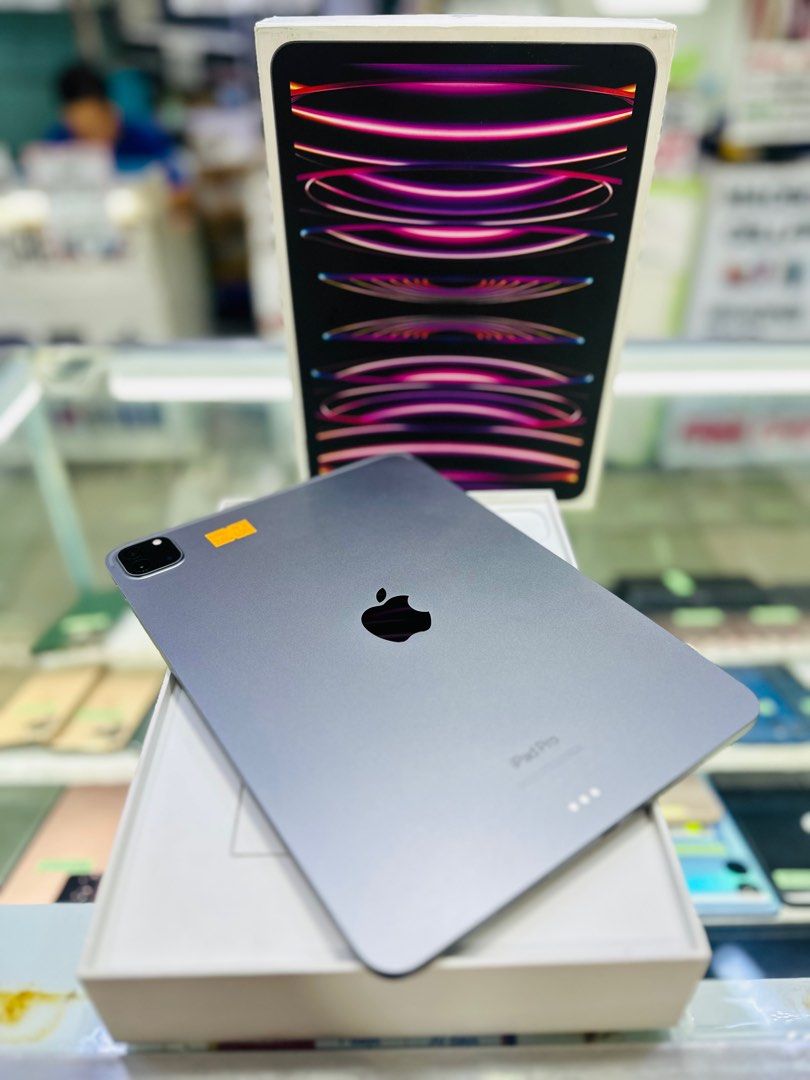 Ipad Pro 11' 256GB M2 wifi only no issues (Category: iPad) located in San Juan City. Submitted by saabangadgetshop (Listing ID 1326203161, Image 1). Description: Onhand | Pre-owned Ipad Pro 256GB 11' m2 chip Wifi pnly NO HIDDEN ISSUES NO HISTORY OF REPAIR 99%Smooth TEST TO SAWA RESET ALL YOU WANT NOT REFURBISHED AUTHENTIC PHONE ALL WORKING Mode of Payment : ⬇️ ▪️Cash ▪️Bank Transfer ▪️Gcash 📍Installment available here thru: 📍 ▪️Credit Card + in