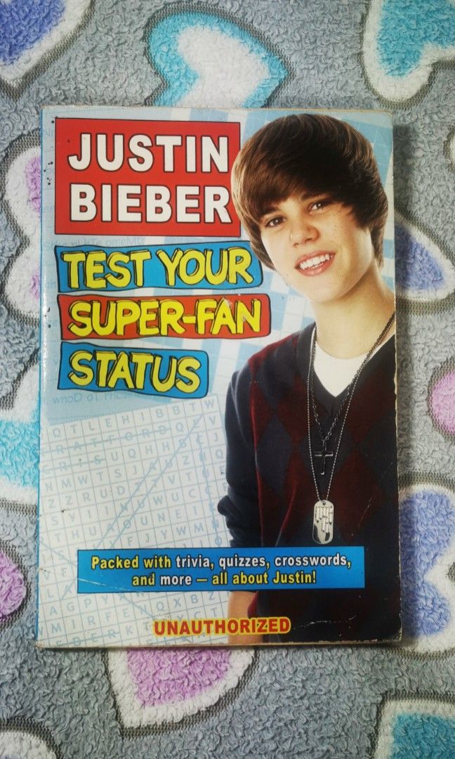 Justin Bieber Super Fan Pocket Book (Category: Magazines) located in Batangas. Submitted by nickiperry12 (Listing ID 1326197192, Image 1). Description: This is a quiz book all about Justin. Test yourself if you are a real fan! No writings or missing page. Comes with special pictures of Justin in the middle. 🙀 FREEBIES with every purchase to my store!!! It could be official or non official poster, sticker, magazine, photocard, cd, dvd, etc. Check