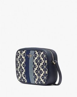 (Category: ) located in . Submitted by dzarulnaqees (Listing ID 1326226757, Image 1). Description: .