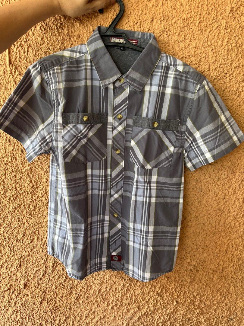 Kids Polo (Gray) size 10 (Category: Babies & Kids Fashion) located in Bulacan. Submitted by declutterwitharia (Listing ID 1326171832, Image 2). Description: when laid flat - width 17 inches then length is 24 inches ☺️.