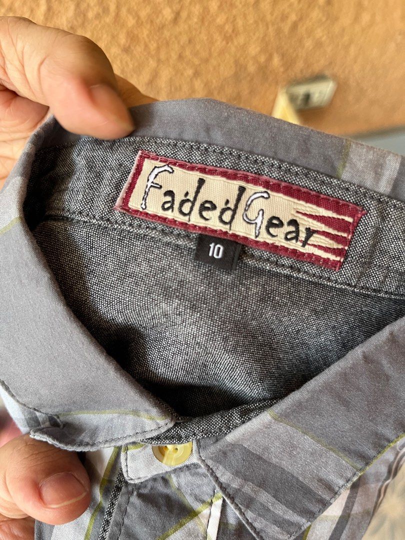 Kids Polo (Gray) size 10 (Category: Babies & Kids Fashion) located in Bulacan. Submitted by declutterwitharia (Listing ID 1326171832, Image 3). Description: when laid flat - width 17 inches then length is 24 inches ☺️.