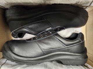 100 affordable king safety shoe boots For Sale Boots Carousell Singapore
