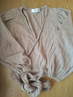 （分類：）位於 。 由 t.yan_store 提交（商品編號 1326163839，圖片 1）。簡介： 。