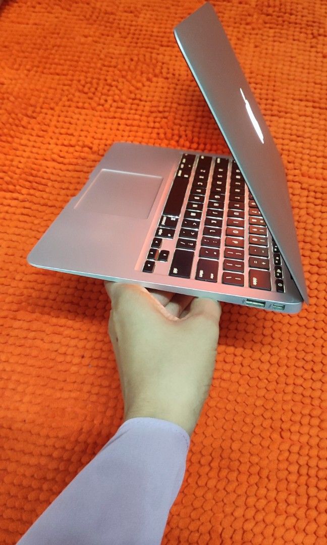 Macbook air 11インチ 2014 Core i5 SSD256gb MacBook Air 2014 Corei7
