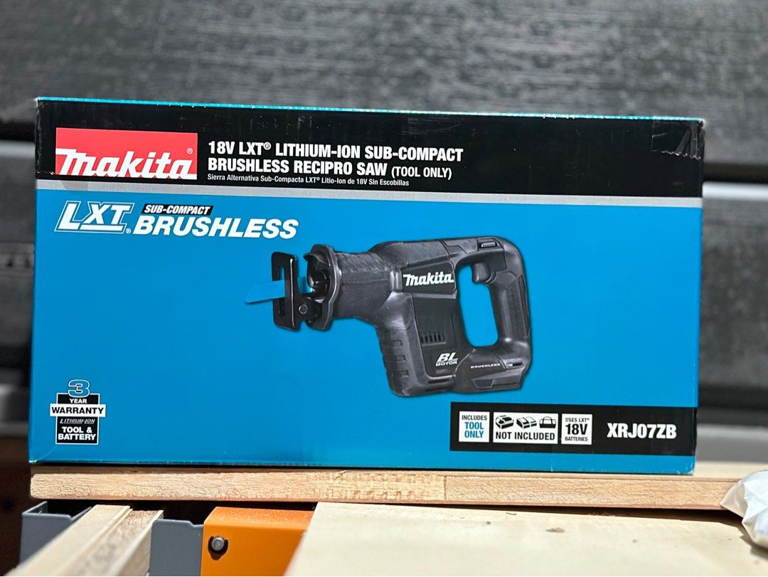 Makita xrj07zb outlet