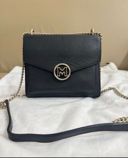 (Category: ) located in . Submitted by rainnefer15849 (Listing ID 1326170040, Image 1). Description: .