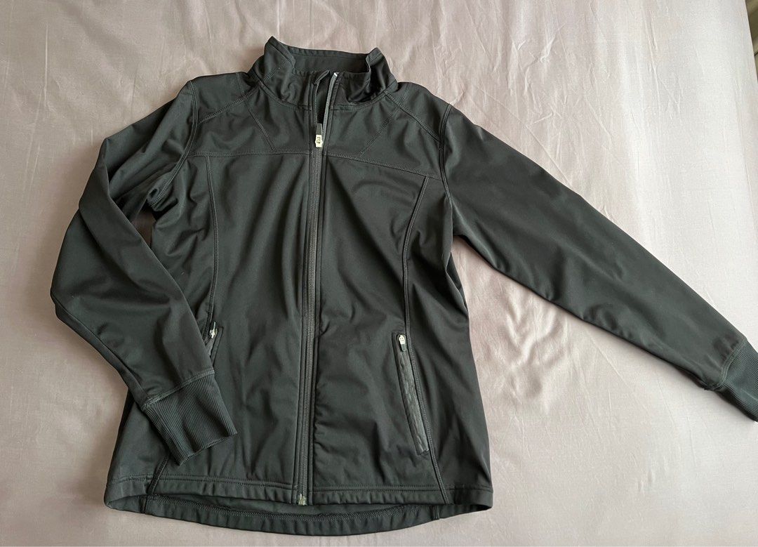 Mondetta zip up jacket like new size is M but not that big. It s like yoga style
