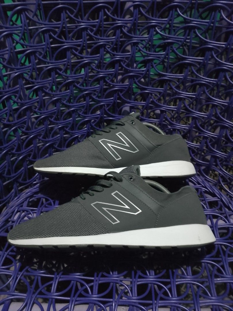 New Balance 24 cushioning comfort insert MRL24TF Fesyen Pria Sepatu Sneakers di Carousell