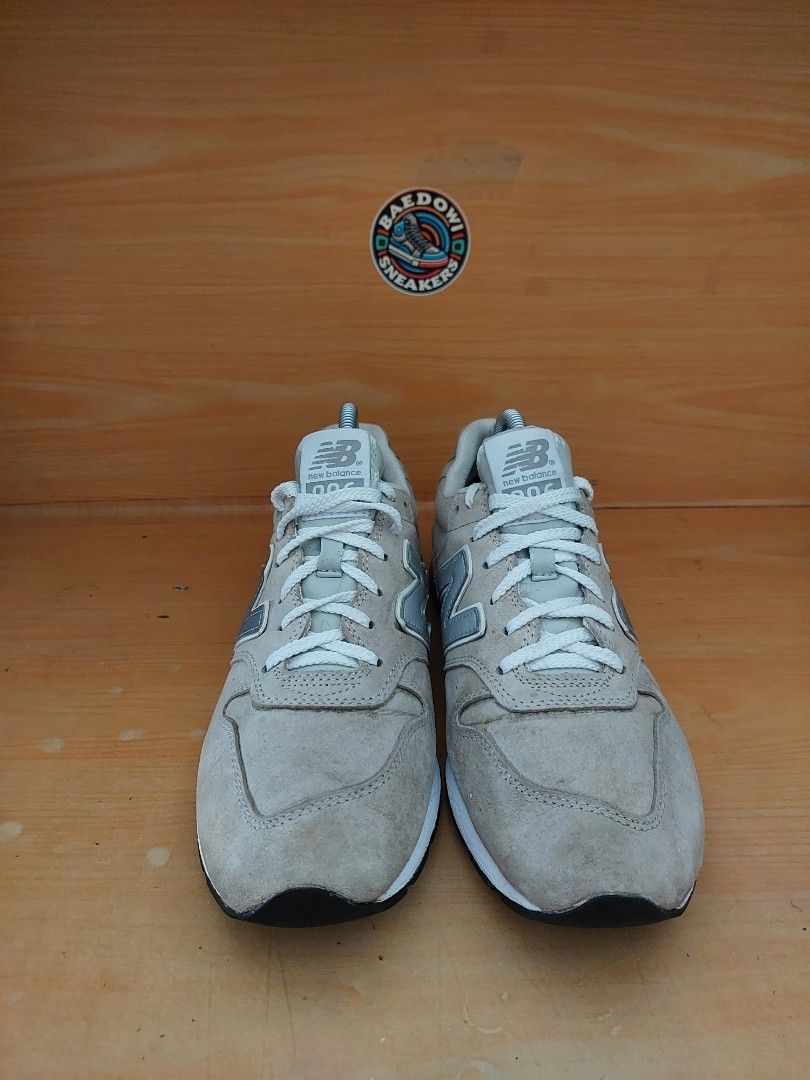 New Balance 986 Fesyen Pria Sepatu Sneakers di Carousell