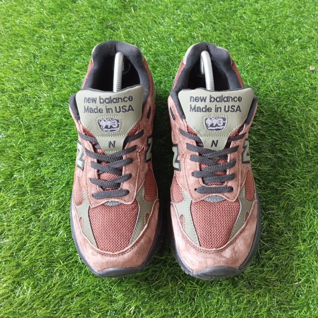 New Balance 993 X Aime Leon Dore, Fesyen Pria, Sepatu Sneakers