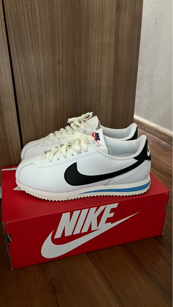 Nike cortez sensitive latest