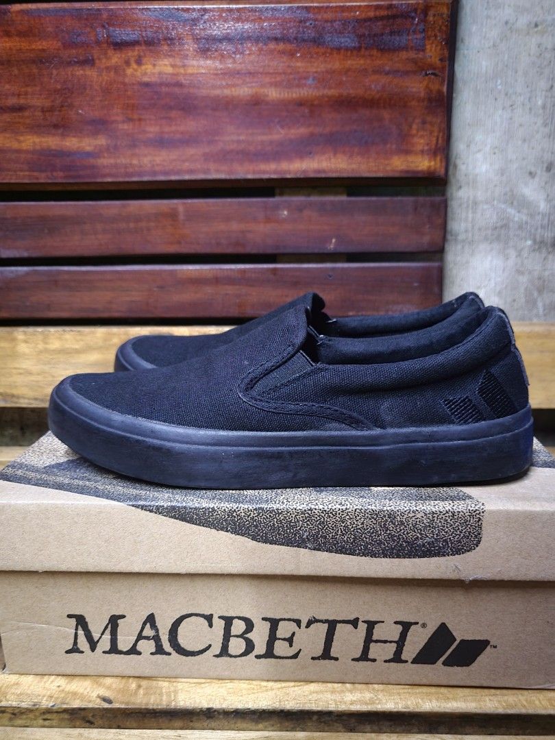 ORIGINAL MACBETH FOOTWEAR SLIP ON SHOES Women s Fashion Footwear Sneakers on Carousell