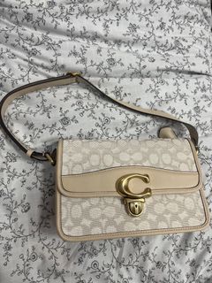 （分類：）位於 。 由 im99259 提交（商品編號 1326273234，圖片 1）。簡介： 。