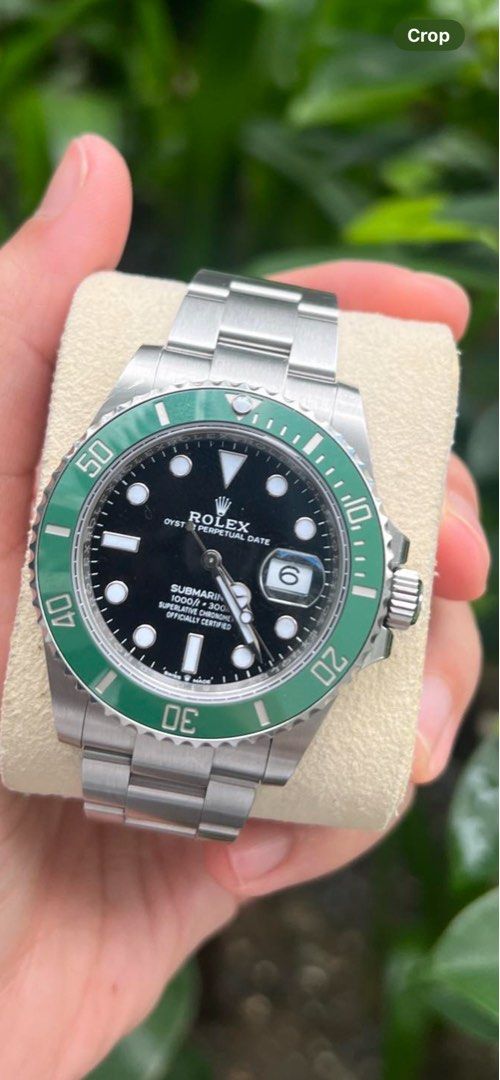 Rolex 2021 Submariner STARBUCKS (Category: Luxury Watches) located in Pasig City. Submitted by Watchaholics (Listing ID 1326290926, Image 1). Description: Rolex 2021 Submariner STARBUCKS - ref 126610LV -Year model 2021 -41mm -9.5/10 condition -complete set For 810k You may DM or contact @ 09615077138 Thanks admin😉.