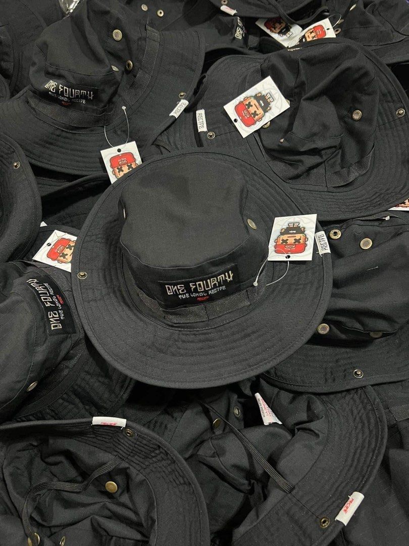 The Lokal Recipe Boonie (Category: Caps & Hats) located in Quezon City. Submitted by pamelasantos21 (Listing ID 1326281141, Image 1). Description: The Lokal Recipe ❗️❗️❗️On hand❗️❗️❗️ 📍Sto. Niño, Marikina Recipe Boonie Hats .. . . ⚫️ Recipe Boonie Hat Black 🪖 Recipe Boonie Hat Army 🟤 Recipe Boonie Hat Khaki ⚫️ Recipe Boonie Hat Fatigue .