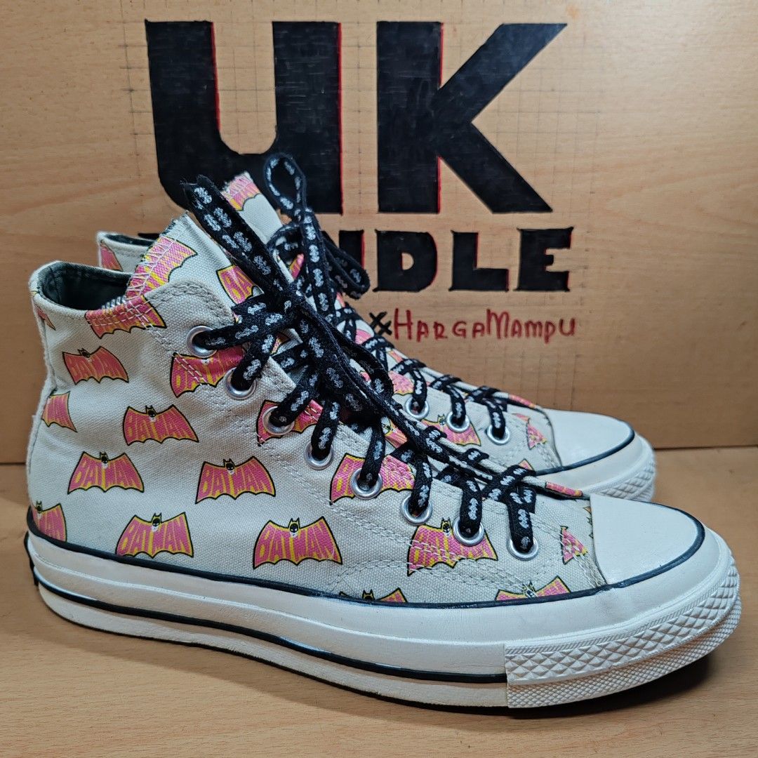 UKBundle UK7.5 26cm Converse Chuck 70 x Batman DC Comics 80th Anniversary Men s Fashion Footwear Sneakers on Carousell