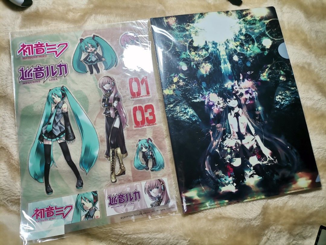 Vocaloid Clear File set (Category: Stationery & School Supplies) located in Taguig. Submitted by lae.onlineshop (Listing ID 1326289303, Image 2). Description: Vocaloid Clear File set Includes: 1 x A4 Clear file, 1 x sticker sheet Brand new FULL SHAPI CHECKOUT AVAIL TRANSACTION FEES APPLY. ‼️1 DAY RESERVATION ONLY‼️.