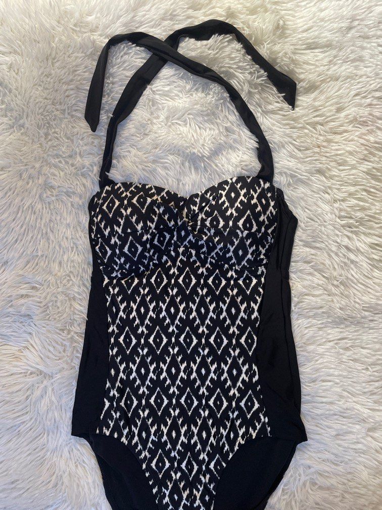 1 piece padded Merona swimsuit Women s Fashion Swimwear Bikinis Swimsuits on Carousell