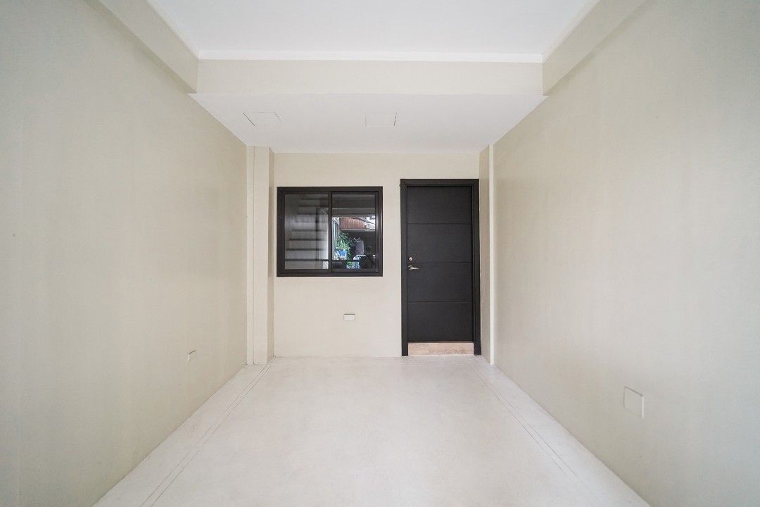 3 Storey Cubao Townhouse (Category: Townhouse) located in Quezon City. Submitted by mooneon (Listing ID 1326443745, Image 2). Description: 3 Storey Cubao Townhouse New for SALE Location: 13th Ave Cubao QC Lot area: 42.70sqm Floor area: 125sqm . -3 Bedrooms -2 Toilets and baths -1 Powder room -1 Car garage Great location: -5 mins to EDSA -7 mins to C5 -7 mins to gateway mall -10 mins to greenhills FOR SALE: 11.5M Cash or bank financing Direct to o