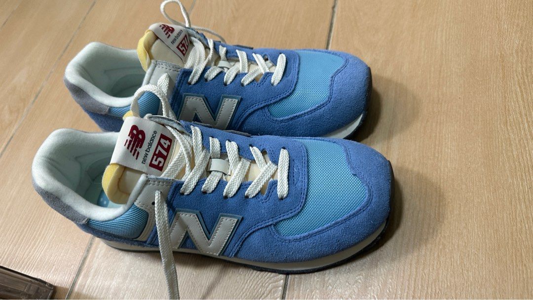 New balance 574 Carousell