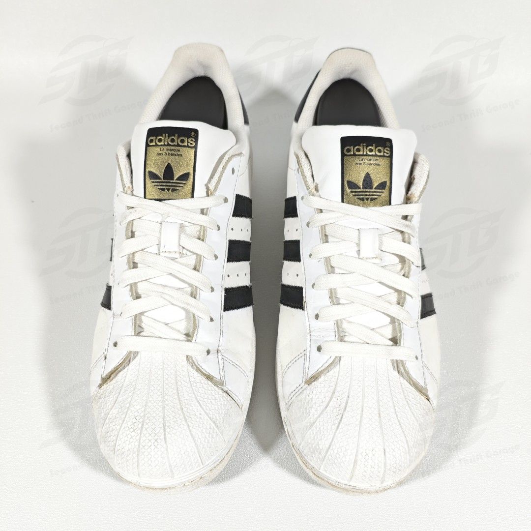 Sepatu Sneakers ADIDAS SUPERSTAR WHITE BLACK Size 42.5 27 cm Fesyen Pria Sepatu Sneakers di Carousell