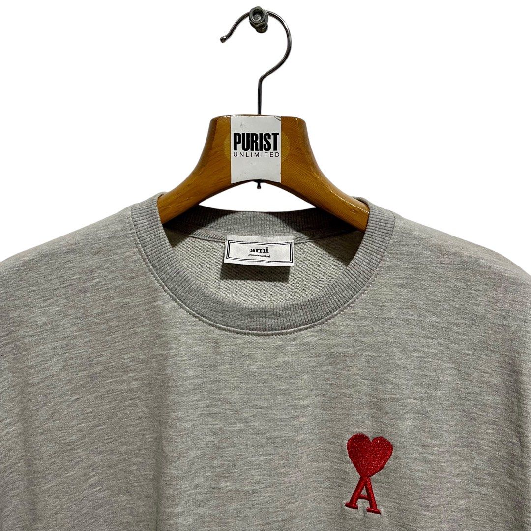 Ami Pullover Medium (Category: Tshirts & Polo Shirts ) located in Quezon City. Submitted by puristunlimited (Listing ID 1326341568, Image 2). Description: Ami Pullover Medium Condition: 9/10 Color rate: 9/10 Shoulder: 18 inches Chest: 21 inches Hem: 18 inches Length: 27 inches Sleeves: 24 inches Best fit for Men's Medium-Large Best fit for Women's Large-amedium Best Price: ₱ 1,000(add sf) 📩DM for faster transaction .