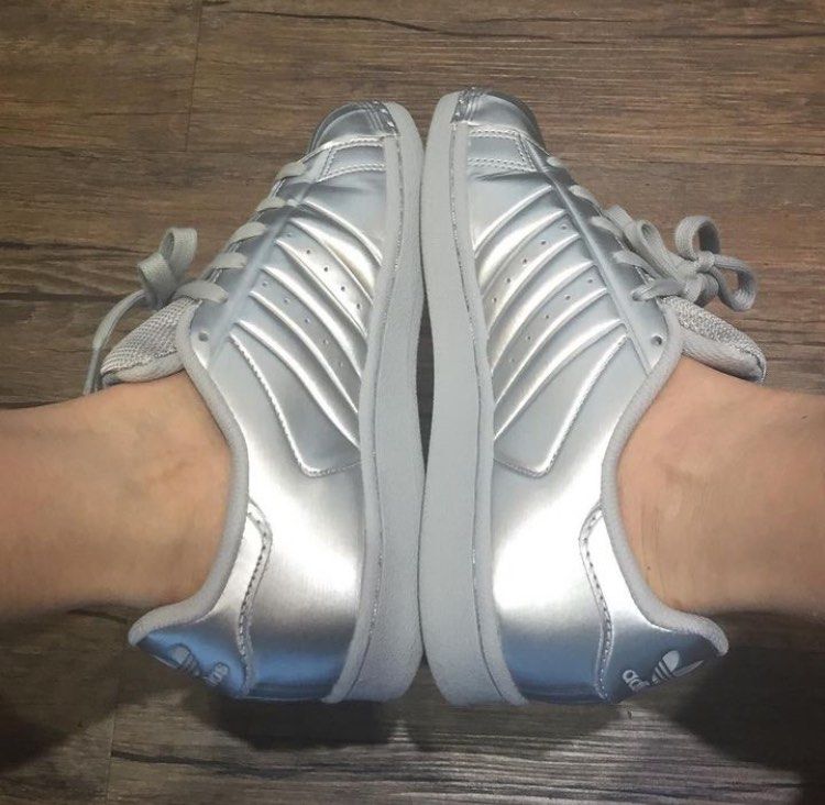 Authentic ADIDAS SUPERSTAR Sneakers Size 36, Women's Fashion, Footwear,  Sneakers on Carousell