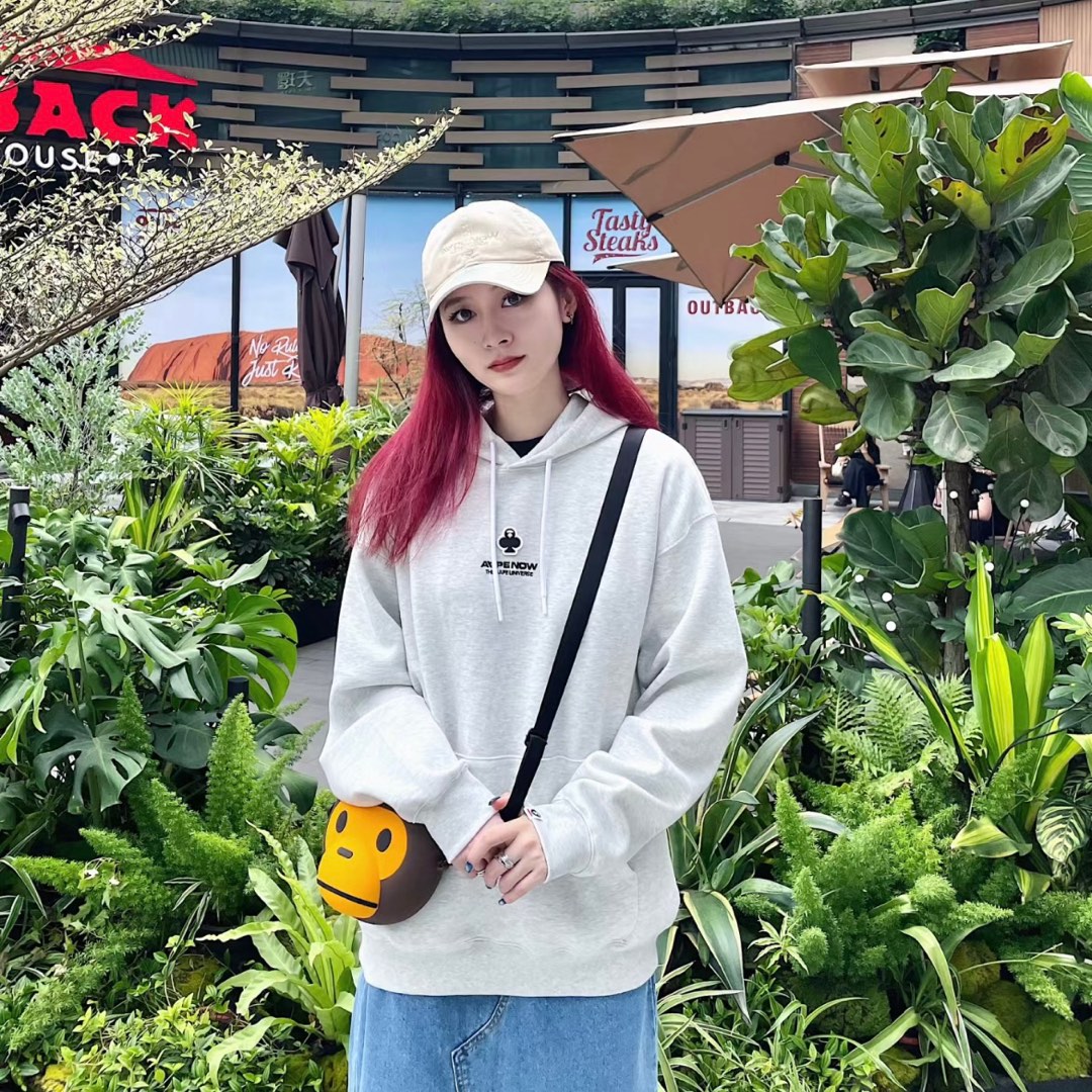 BAPE BABY MILO FACE SILICON CROSS BAG, Women