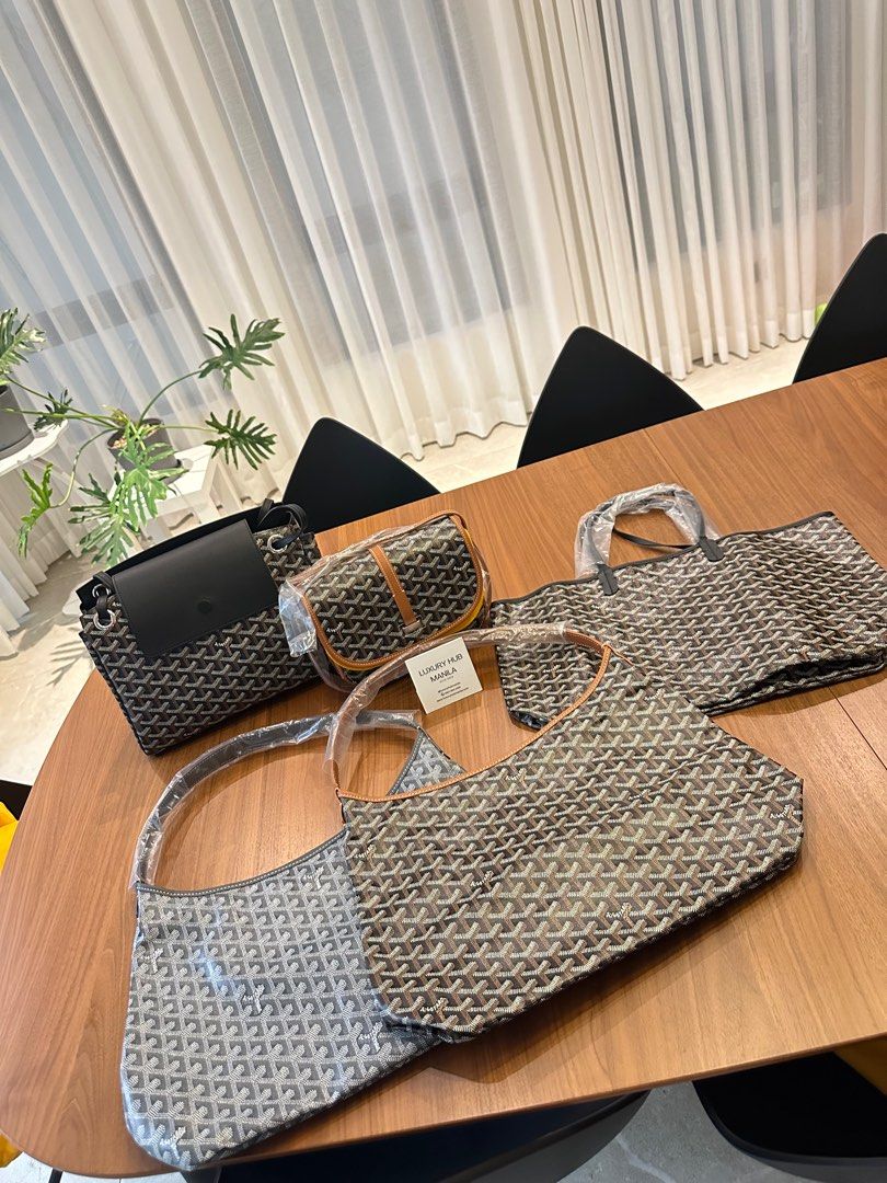 Bnew Goyard Boheme (Category: Luxury Bags & Wallets) located in Paranaque City. Submitted by luxurylover31 (Listing ID 1326333051, Image 1). Description: Brandnew complete with store receipt ₱158k i have grey and brown Pick up at bf homes paranaque or meet up For feedback and more items please check our ig acct @luxuryhubmanila.