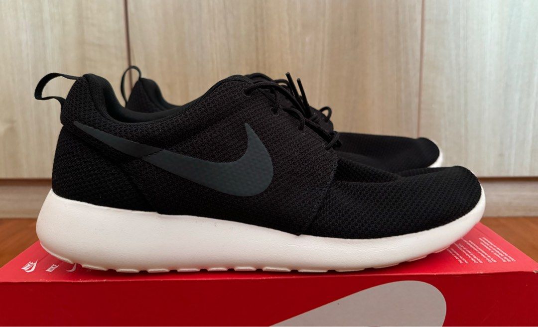 Jade to black nike roshe one discount