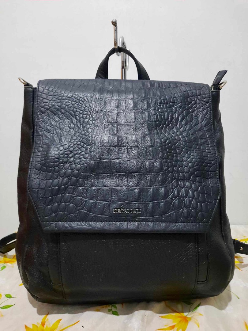 bruno magli leather backpack La Mre Vegan Petite Coral Crafted from rich suede leather BRUNO MAGLI black leather croc