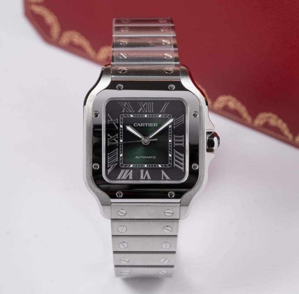 Cartier Santos Medium Green NEW (Category: Luxury Watches) located in Mandaluyong City. Submitted by 88nac (Listing ID 1326433967, Image 1). Description: Brand new Cartier Santos Wssa0061 Green Dial Medium 10/10 Full set All complete PM for inquiries.