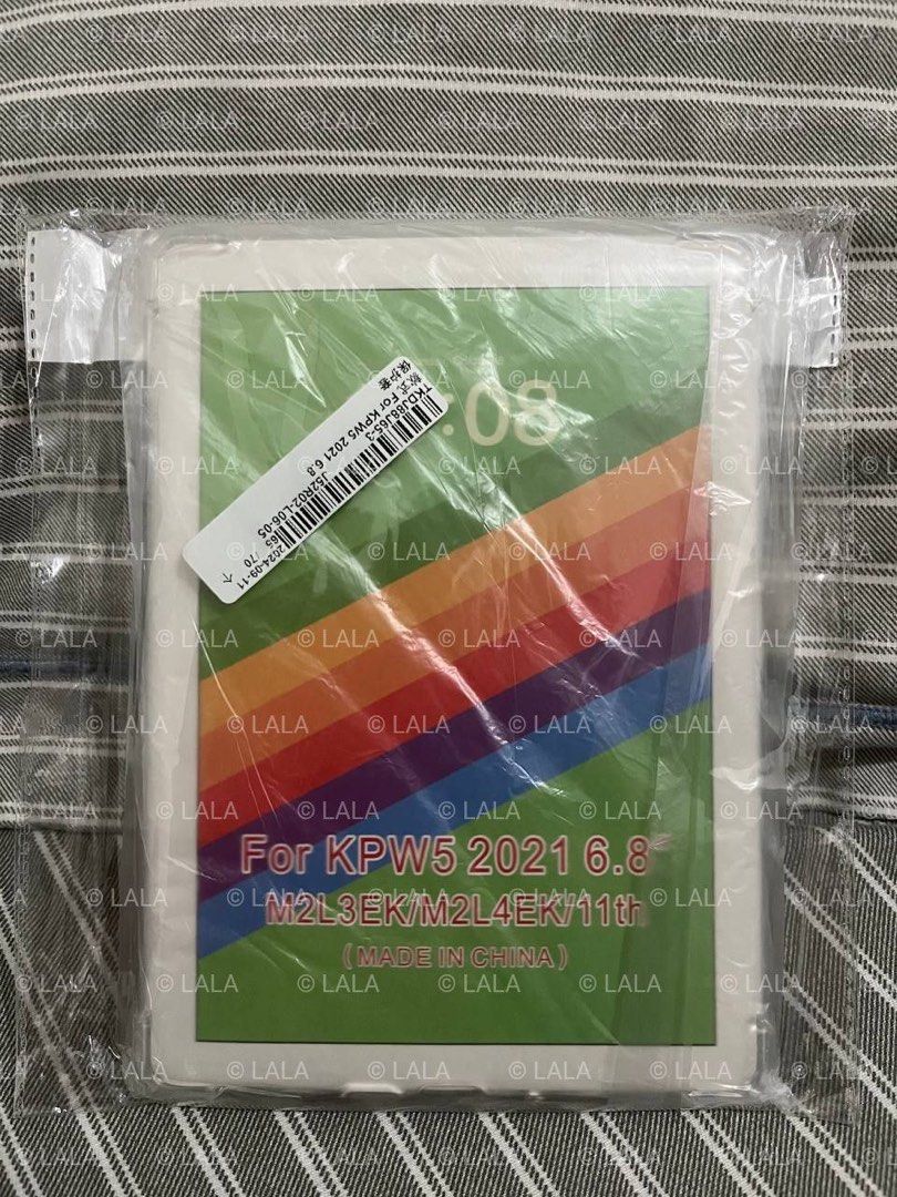 Clear Case - Kindle Paperwhite 5 (Category: Cases & Sleeves) located in Taguig. Submitted by lala.qtyyy (Listing ID 1326372080, Image 3). Description: Clear case for Kindle Paperwhite 5 (11th gen), 6.8” WITH corner bumps *shipping fee by buyer, book your own rider :).