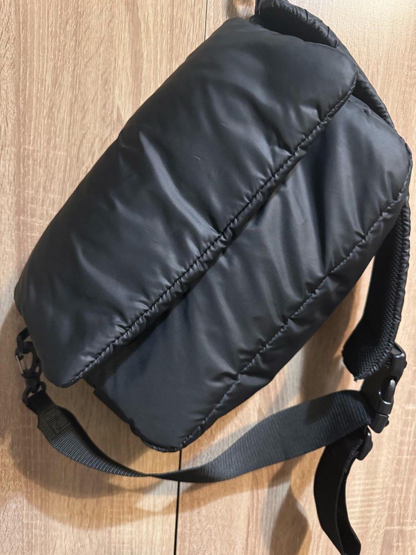 clesste Bag PADDED FLAP HOLIDAY BAG