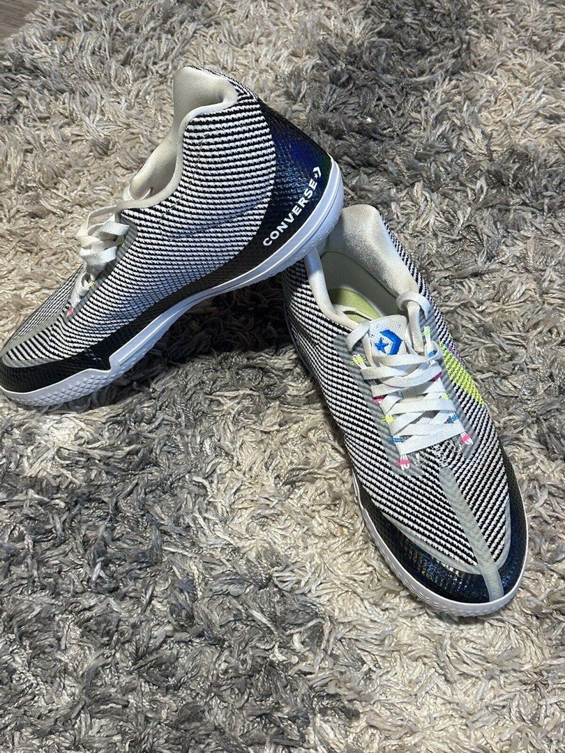 converse bb evo iridescent (Category: Sneakers) located in Makati City. Submitted by devinwang56 (Listing ID 1326461827, Image 2). Description: size 11.5.