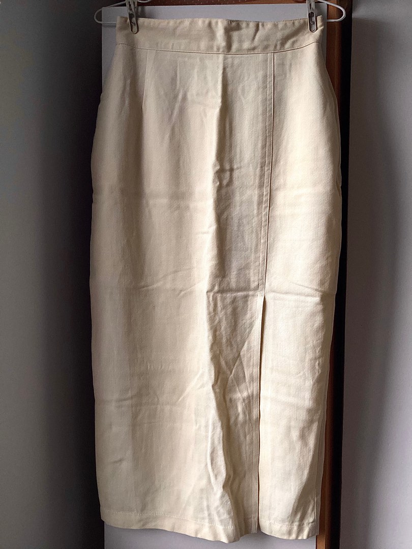 Long Knitted Skirt Cream main image 1