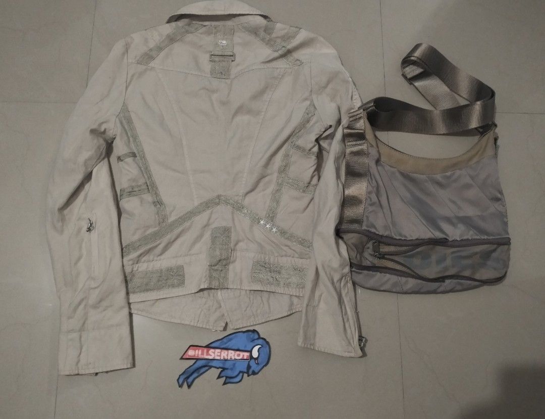 Diesel (Category: Coats, Jackets and Outerwear) located in Apalit. Submitted by thrift.nkie.bills (Listing ID 1326437140, Image 3). Description: Gud day Sir/Madam 🥳 For SALE 🔥 For SALE 🔥 For SALE 🔥 ✅ Jacket Available 🔥 ⛽ Diesel Cloud Jacket 🥳 Excellent - Jacket Size: Small Fit to Med Width: 19 Length: 22 ⛽Diesel Shoulder Bag ($OLD) Both Excellent Size Osfm Width: 11 Length: 9 Issue: Check Last Pic. Minimal Shadow Bleed Not Noticeable pag nk