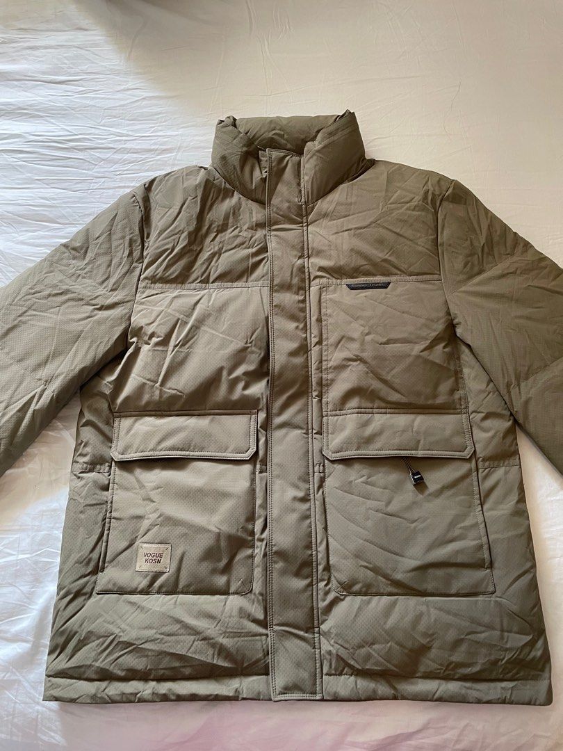 Down Jacket (Category: Coats, Jackets and Outerwear) located in Singapore. Submitted by singaporeling (Listing ID 1326339997, Image 2). Description: Brand new down jacket perfect for very cold weather. Nice khaki green with 2 front pockets & 2 inner pockets. 90% down feather filled. It’s between L & XL. Suitable for a tall person or medium/large size person. Bought it during a recent overseas trip as backup for sudden cold weather but did not get