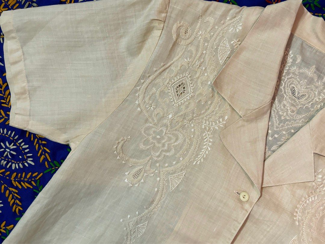 Embroidered Linen Barong Crop Top (Category: Blouses) located in Makati City. Submitted by u.4.ria (Listing ID 1326461400, Image 3). Description: Embroidered Linen Barong Crop Top in Peach Php5000 Measurements: - bust 92cm -waist 95cm - Length 50cm.