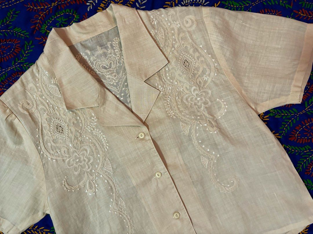 Embroidered Linen Barong Crop Top (Category: Blouses) located in Makati City. Submitted by u.4.ria (Listing ID 1326461400, Image 2). Description: Embroidered Linen Barong Crop Top in Peach Php5000 Measurements: - bust 92cm -waist 95cm - Length 50cm.