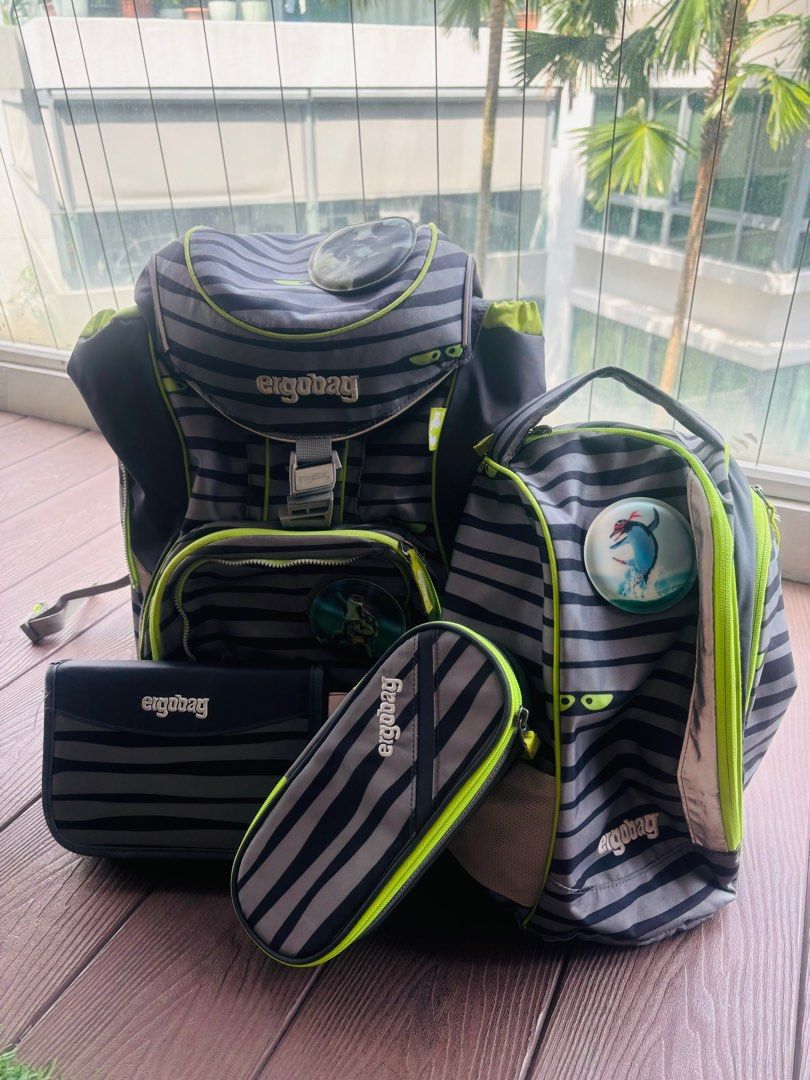 Ergobag school bag top